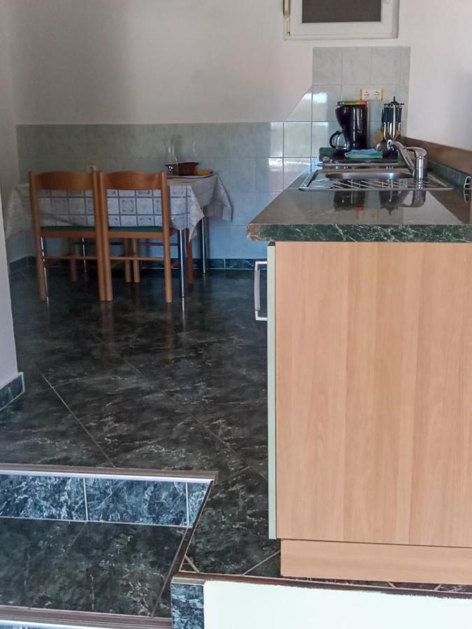 Apartmani Frka Sali Exteriör bild