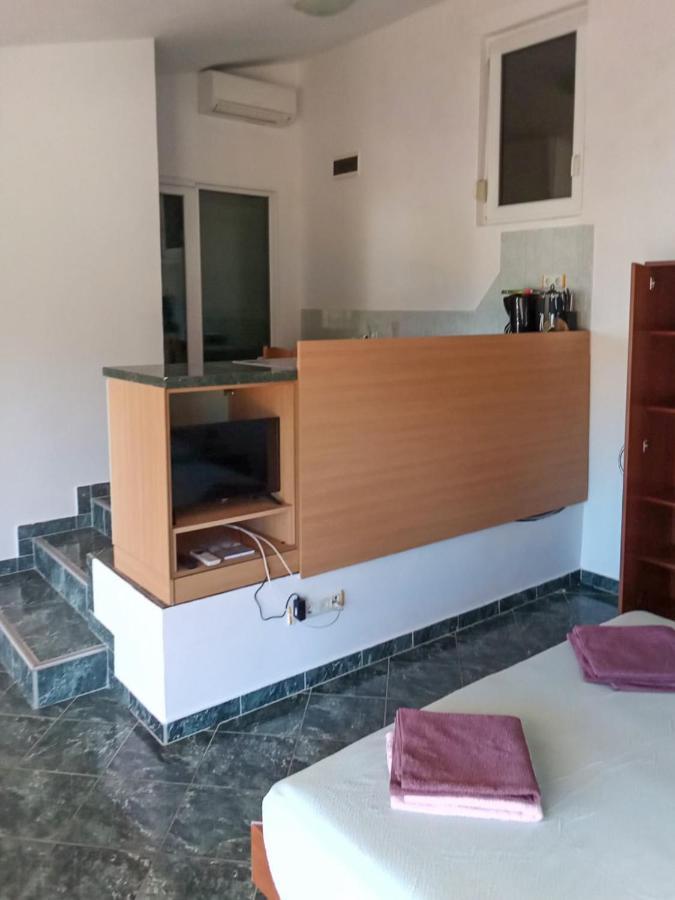 Apartmani Frka Sali Exteriör bild